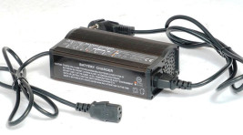 Зарядное устройство EVEREST Energy (24В/10А/Gel-AMG, тип A)